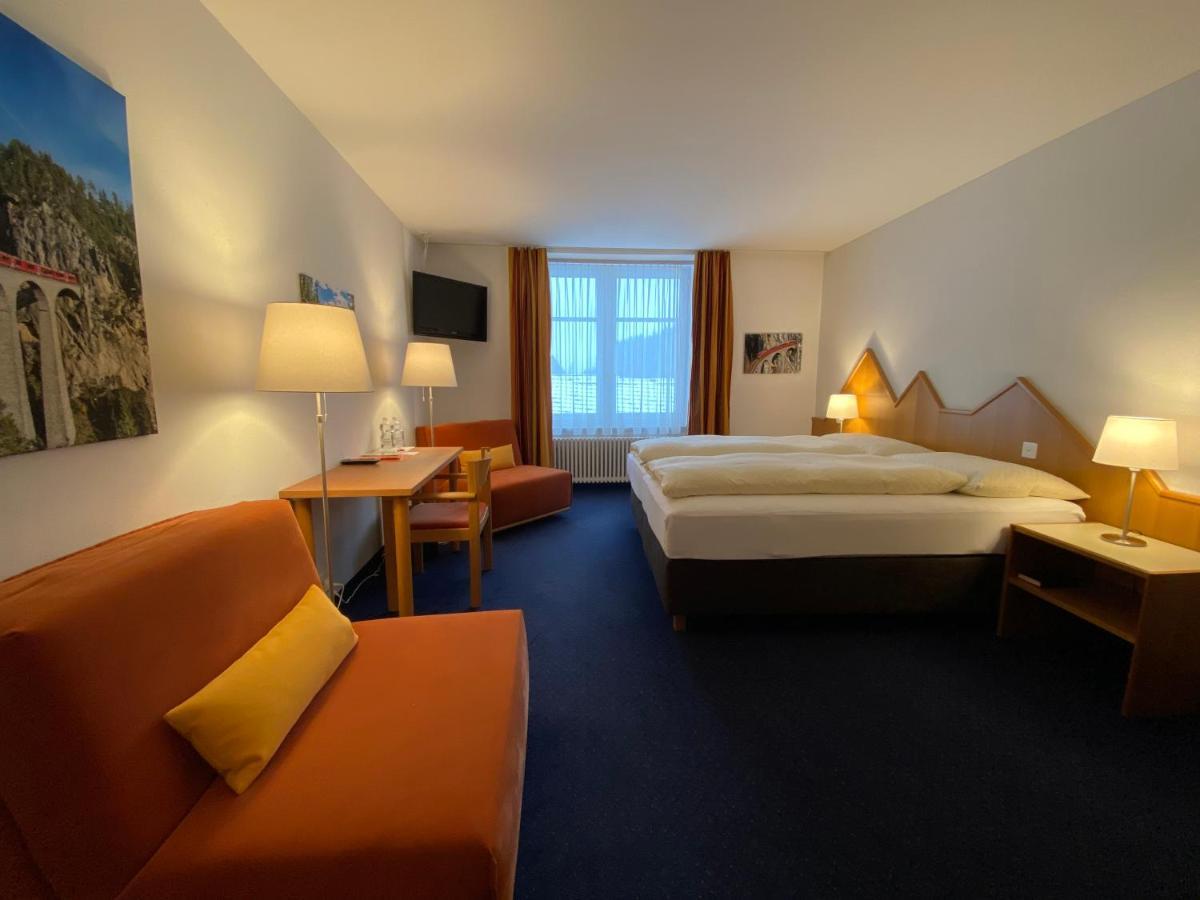 Hotel Weisses Kreuz 베르건 외부 사진