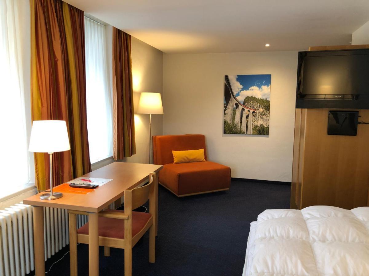 Hotel Weisses Kreuz 베르건 외부 사진