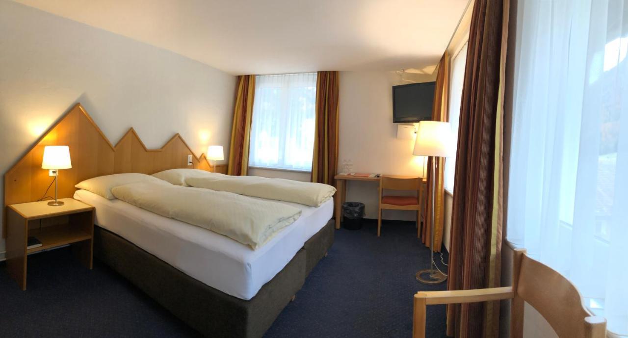 Hotel Weisses Kreuz 베르건 외부 사진